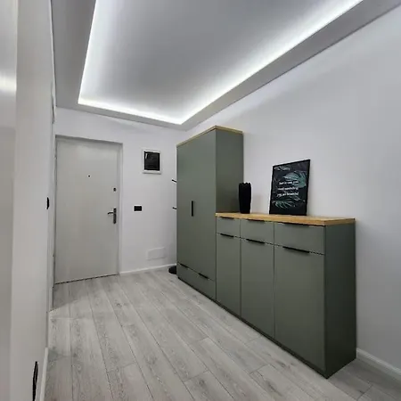 Apartman 'olive'condo -where Your Next Journey Begins *