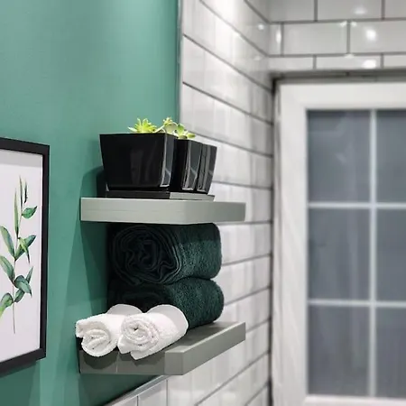 'olive'condo -where Your Next Journey Begins *