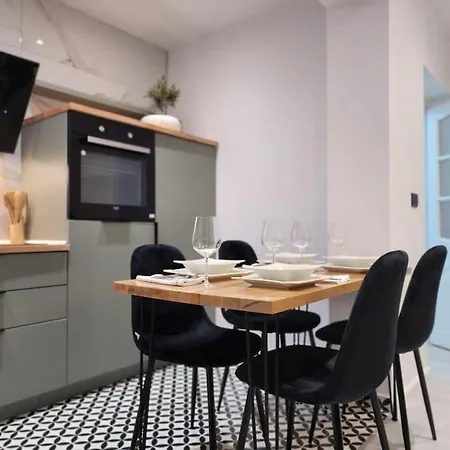 Apartment 'olive'condo -where Your Next Journey Begins Berat